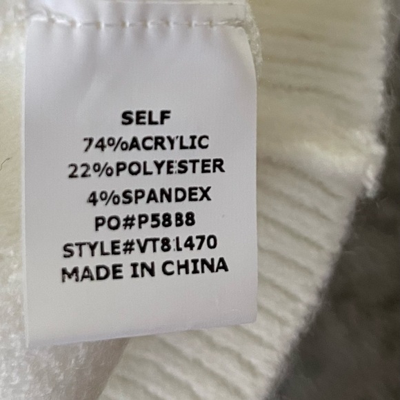 Winter White Sweater w/Cooper Sparkly Circles - Picture 7 of 7